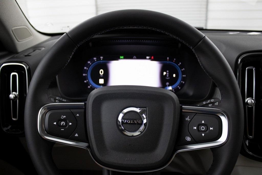 used 2025 Volvo XC40 car, priced at $48,989
