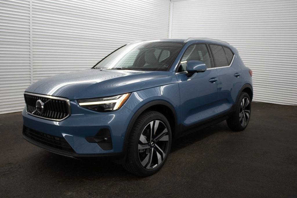 used 2025 Volvo XC40 car, priced at $48,989