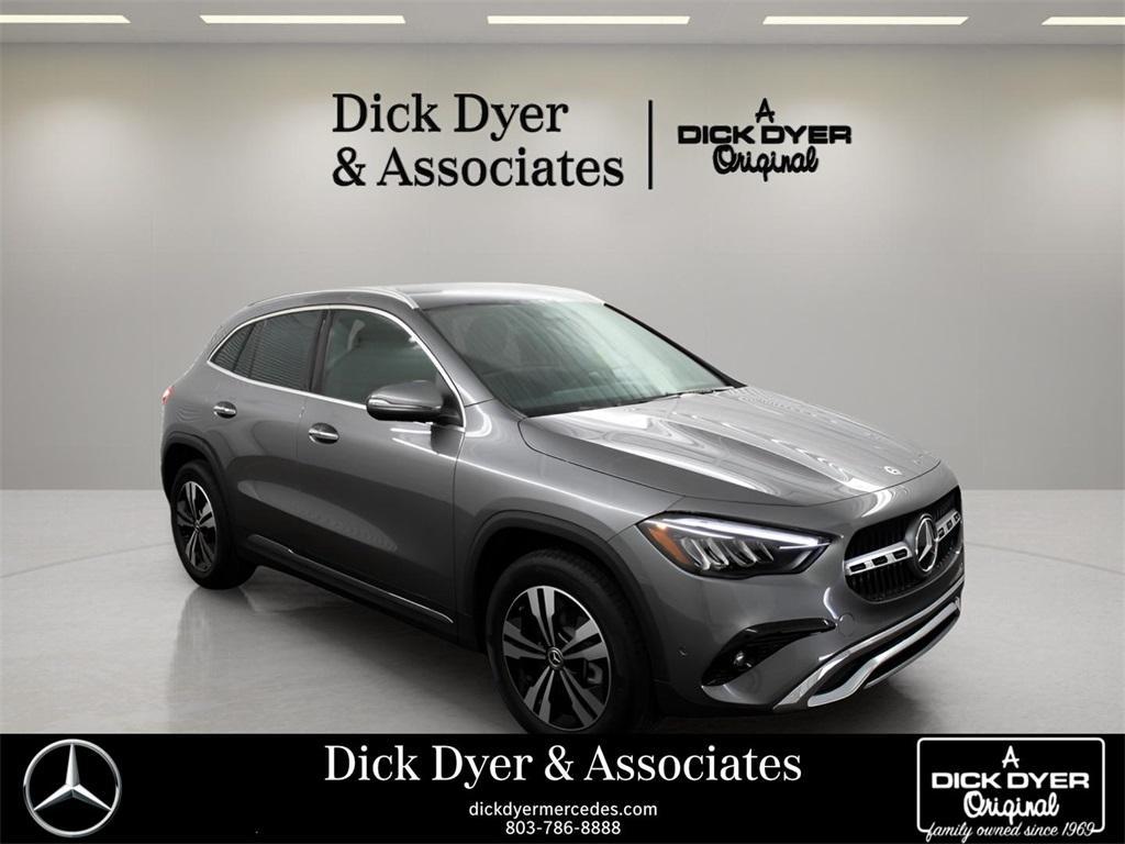 new 2025 Mercedes-Benz GLA 250 car, priced at $46,570