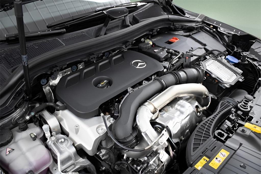 new 2025 Mercedes-Benz GLA 250 car, priced at $46,570