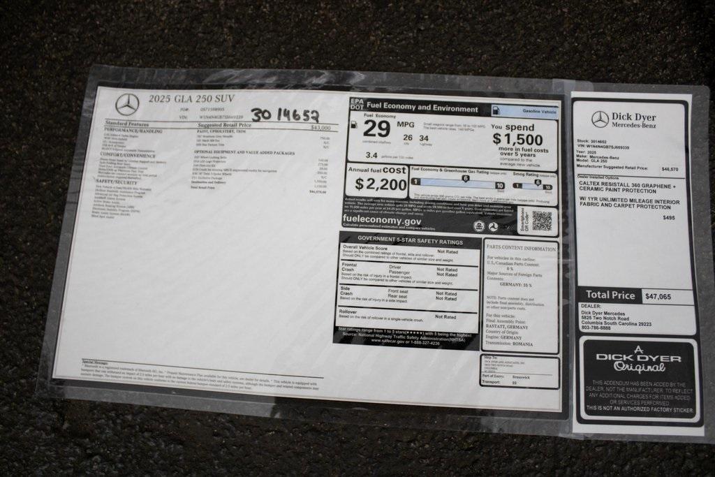 new 2025 Mercedes-Benz GLA 250 car, priced at $46,570