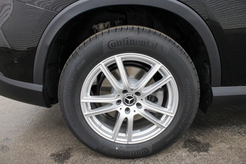 new 2025 Mercedes-Benz GLC 300 car, priced at $50,435