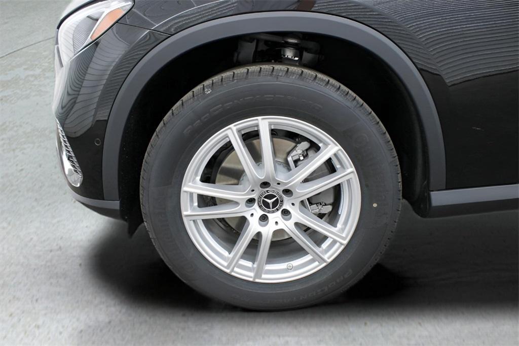 new 2025 Mercedes-Benz GLC 300 car, priced at $50,435