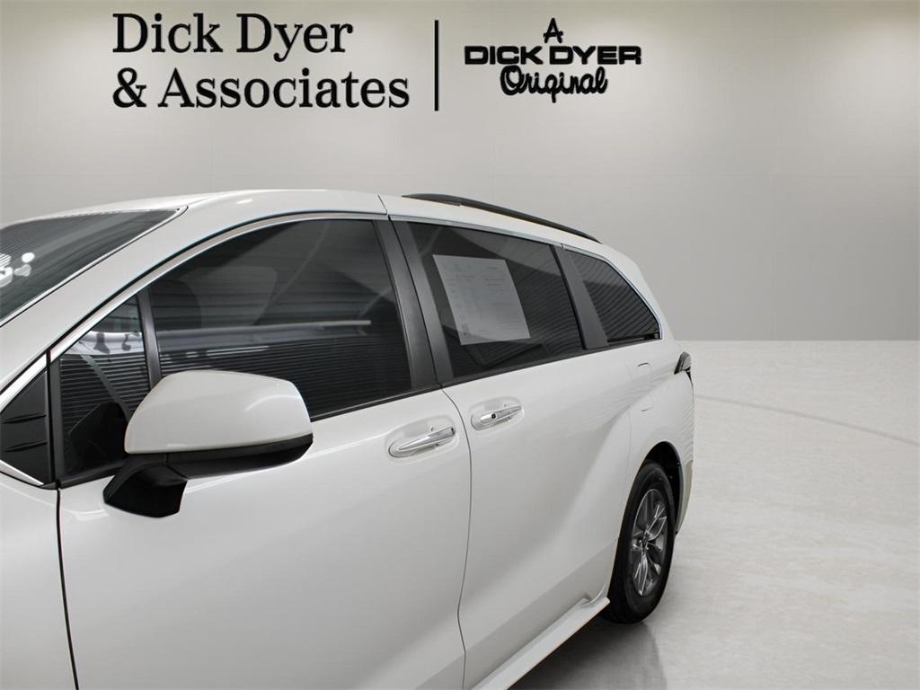used 2021 Toyota Sienna car, priced at $34,989