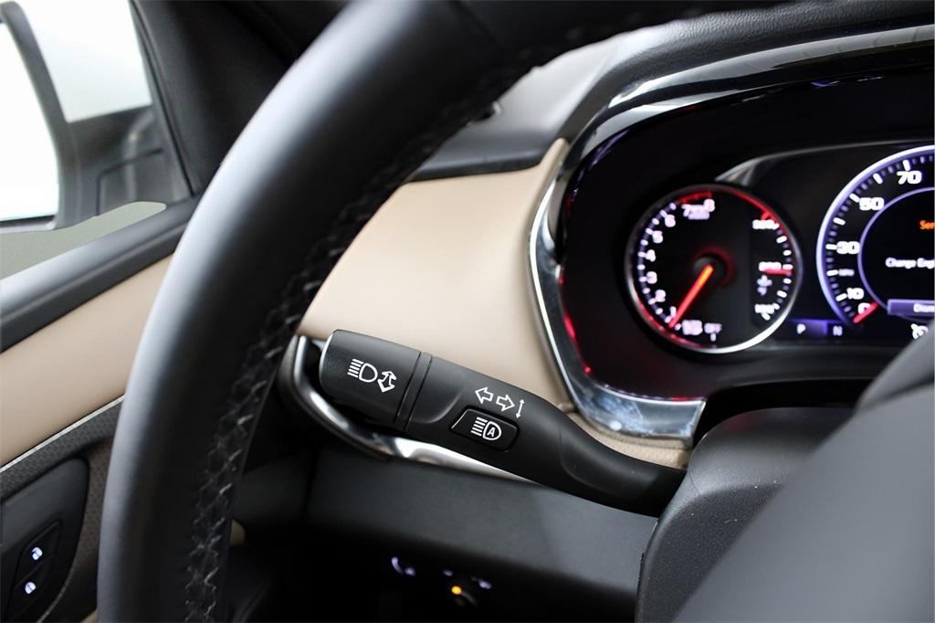 used 2023 Chevrolet Traverse car, priced at $37,989