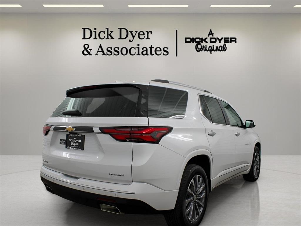 used 2023 Chevrolet Traverse car, priced at $37,989