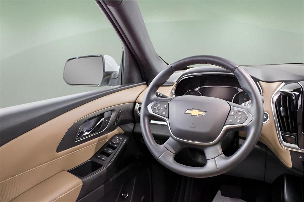 used 2023 Chevrolet Traverse car, priced at $37,989