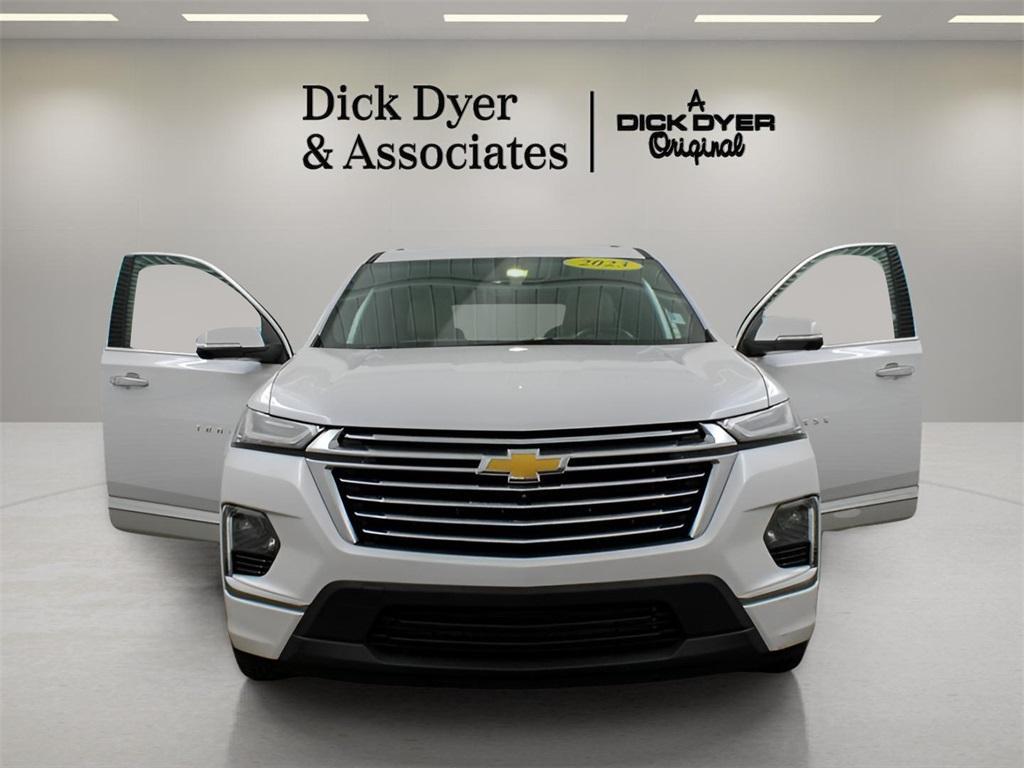 used 2023 Chevrolet Traverse car, priced at $37,989