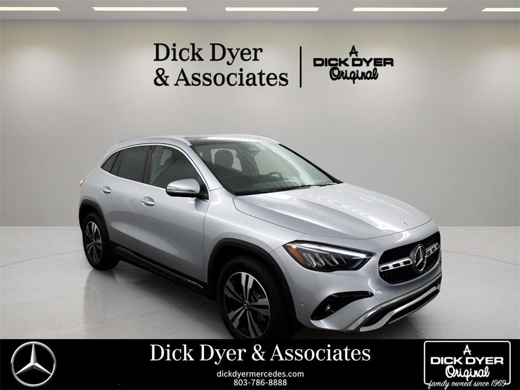 new 2025 Mercedes-Benz GLA 250 car, priced at $47,795
