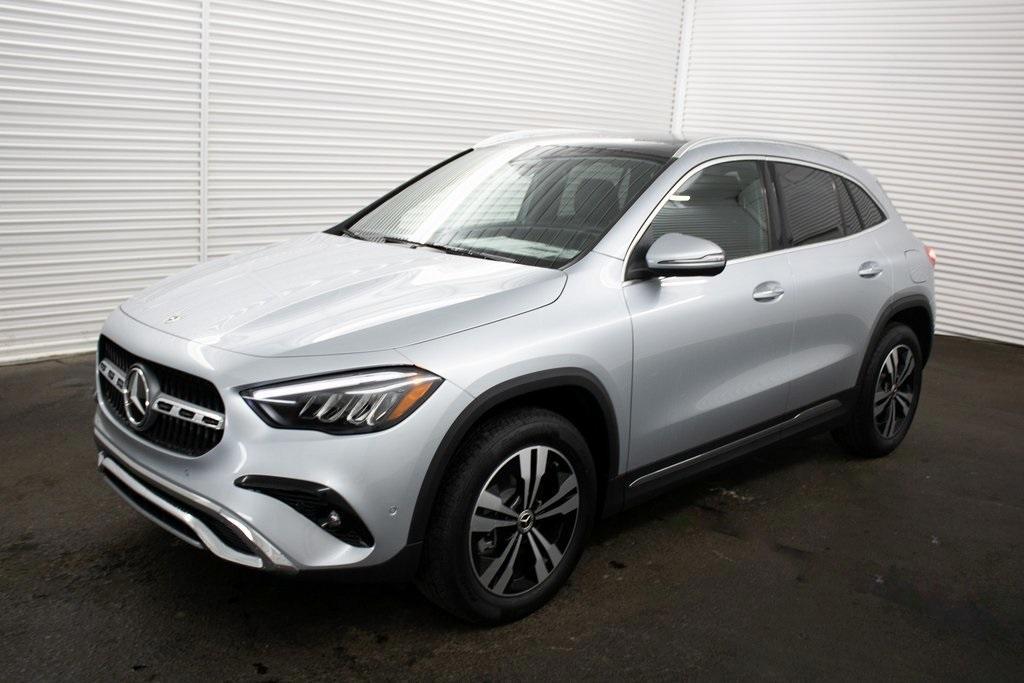 new 2025 Mercedes-Benz GLA 250 car, priced at $47,795