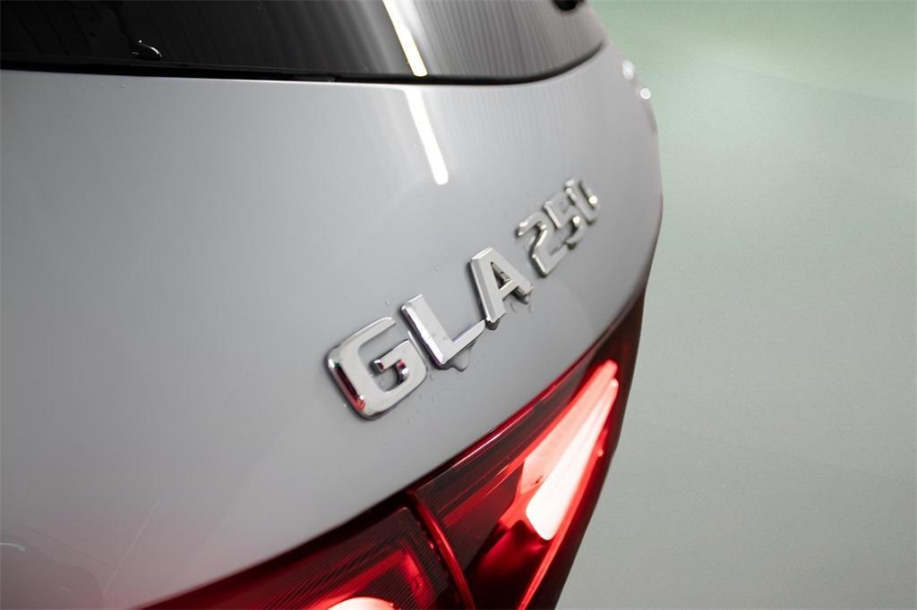 new 2025 Mercedes-Benz GLA 250 car, priced at $47,795