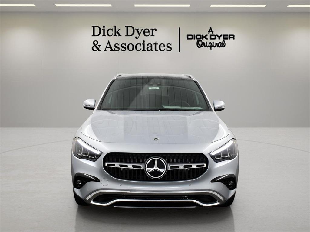 new 2025 Mercedes-Benz GLA 250 car, priced at $47,795