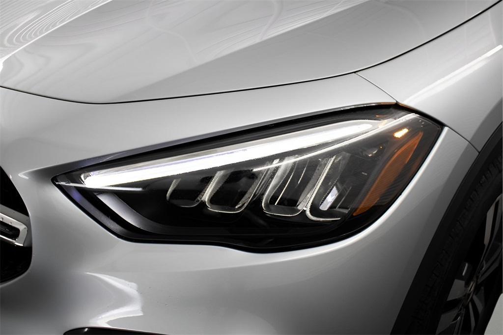 new 2025 Mercedes-Benz GLA 250 car, priced at $47,795