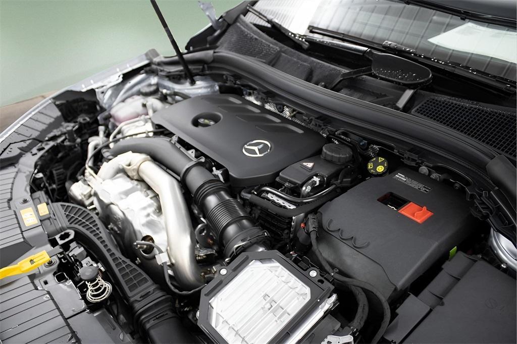 new 2025 Mercedes-Benz GLA 250 car, priced at $47,795