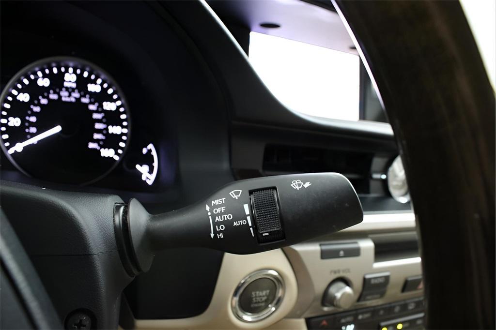 used 2013 Lexus ES 350 car, priced at $12,989