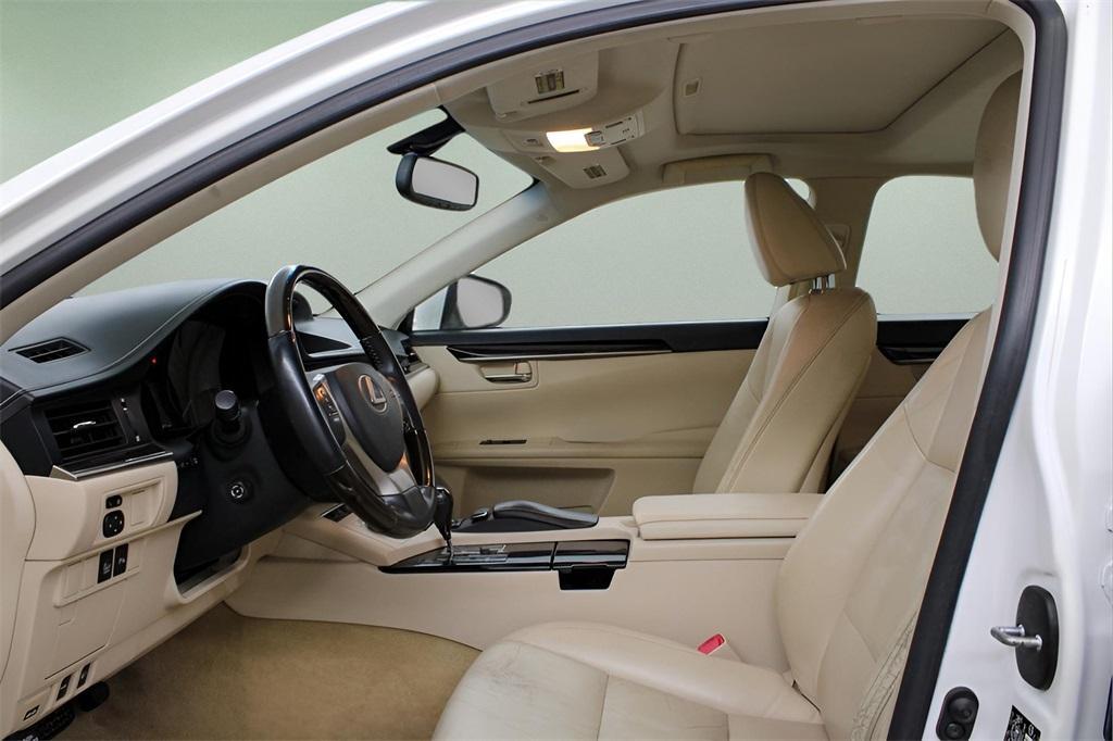 used 2013 Lexus ES 350 car, priced at $12,989
