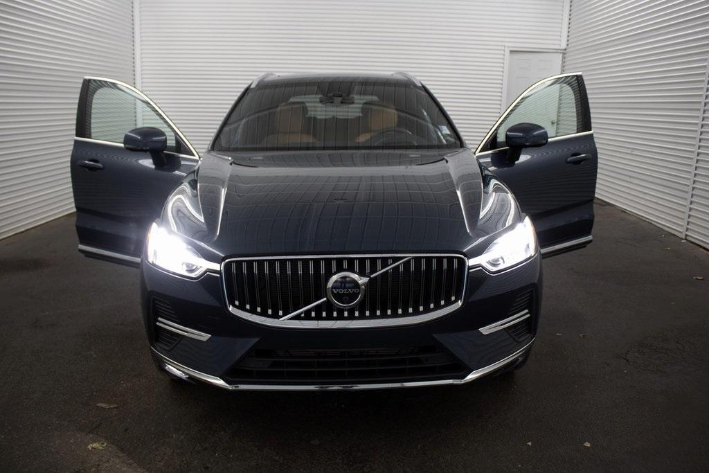 used 2022 Volvo XC60 car, priced at $38,989