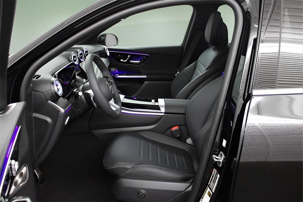 new 2025 Mercedes-Benz GLC 350e car, priced at $70,190