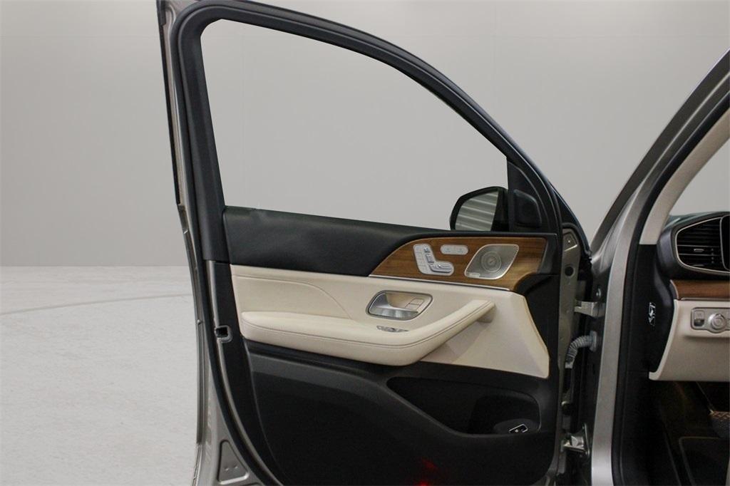 used 2022 Mercedes-Benz GLE 350 car, priced at $49,989