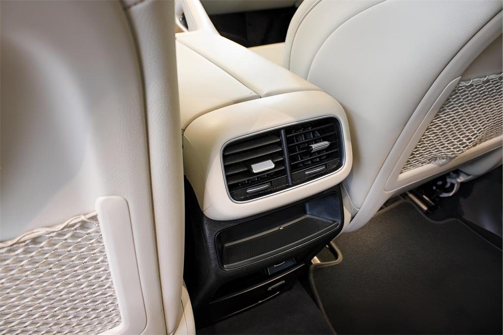 used 2022 Mercedes-Benz GLE 350 car, priced at $49,989