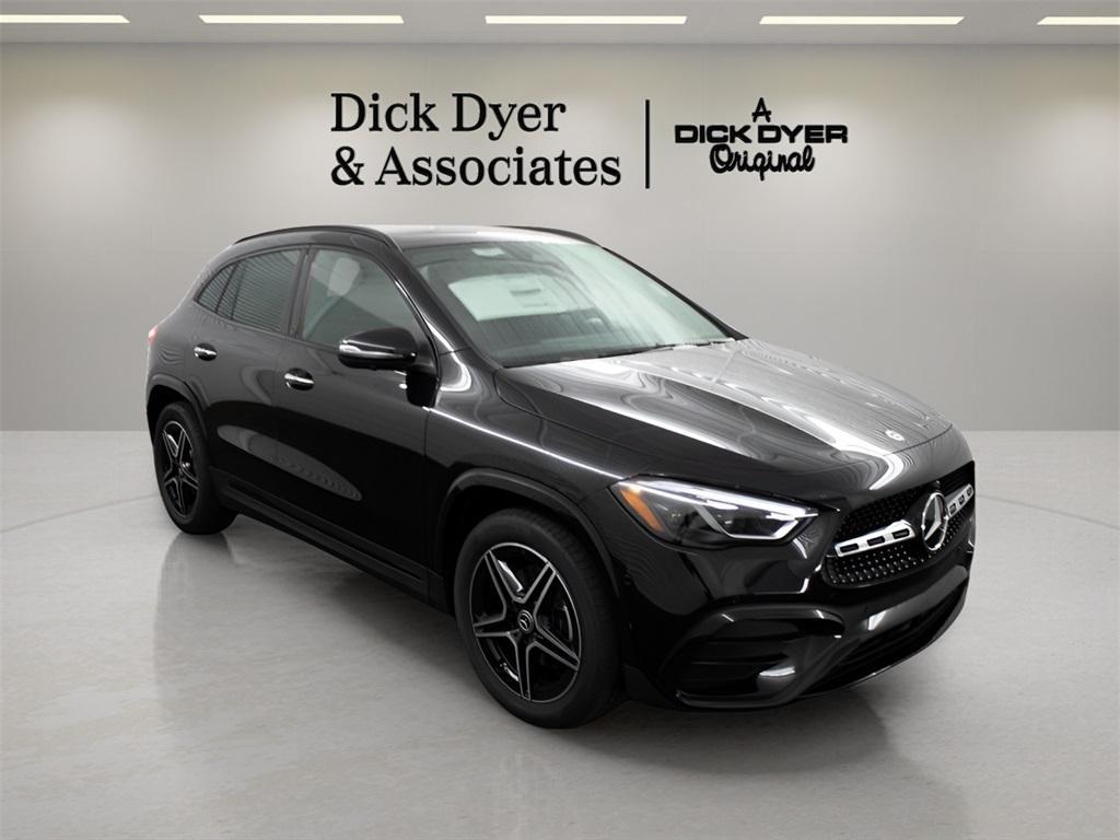 new 2025 Mercedes-Benz GLA 250 car, priced at $53,790