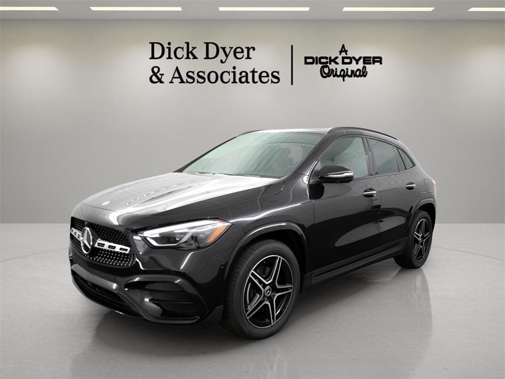 new 2025 Mercedes-Benz GLA 250 car, priced at $53,790