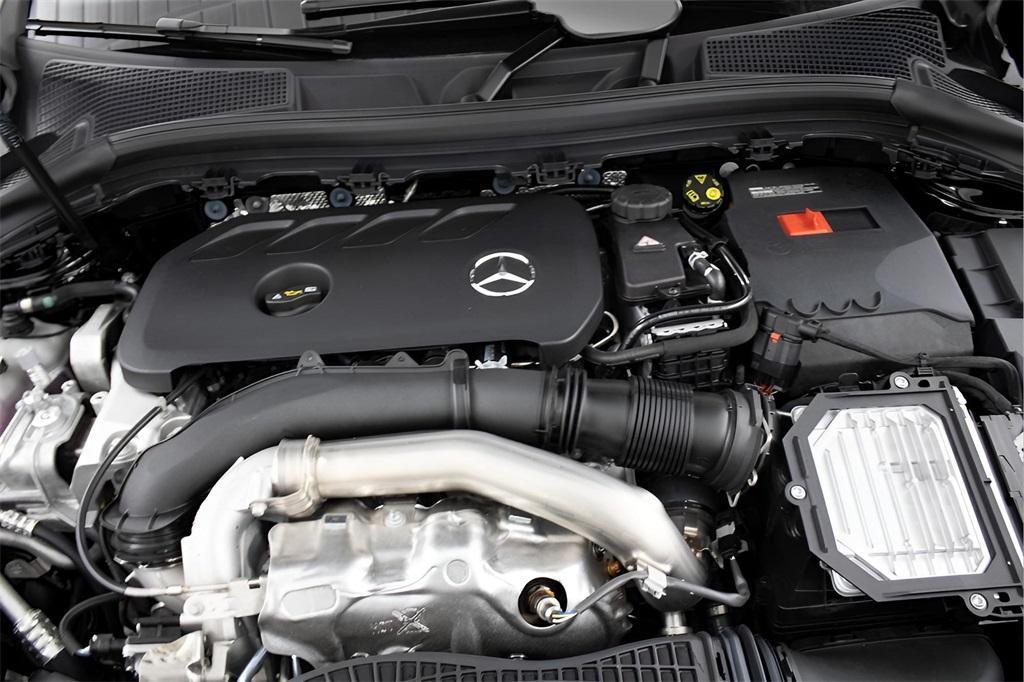 new 2025 Mercedes-Benz GLA 250 car, priced at $53,790