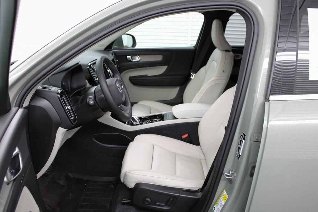 used 2023 Volvo XC40 car, priced at $36,989