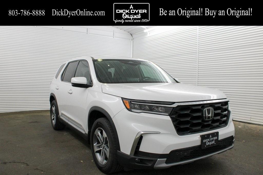 used 2024 Honda Pilot car, priced at $40,989