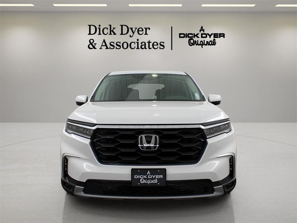 used 2024 Honda Pilot car, priced at $39,989