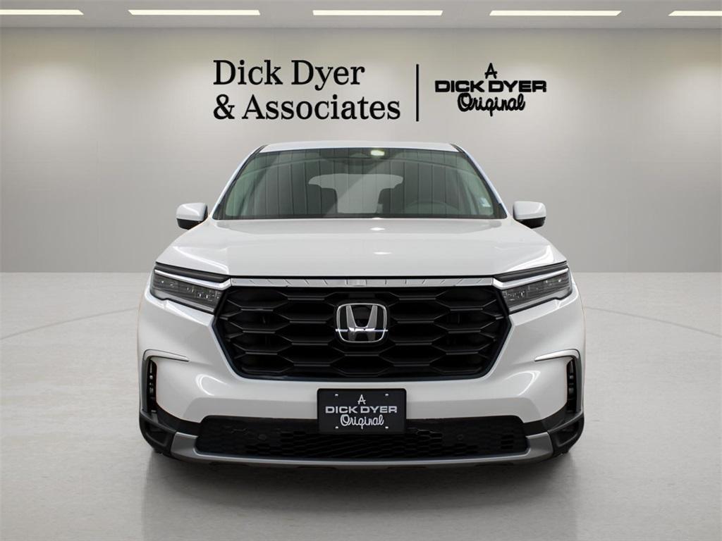 used 2024 Honda Pilot car, priced at $36,989