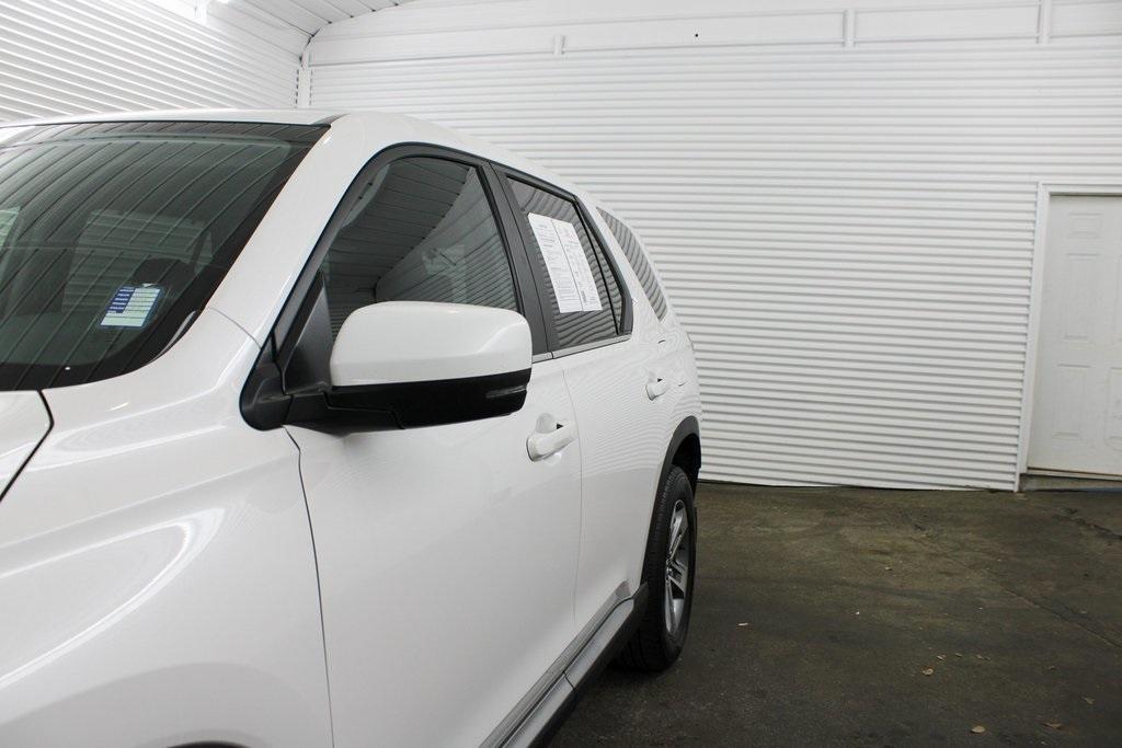used 2024 Honda Pilot car, priced at $39,989