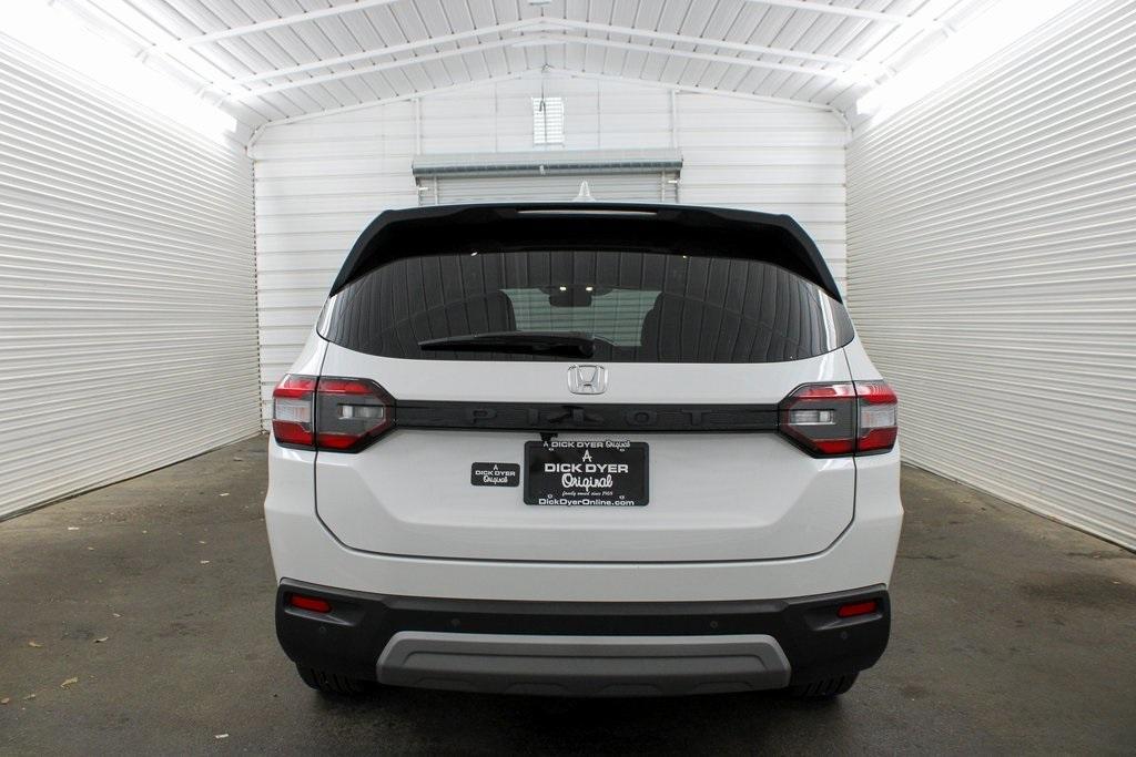 used 2024 Honda Pilot car, priced at $39,989