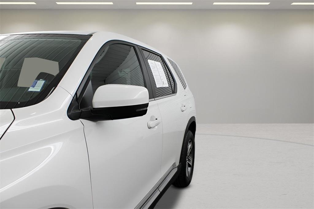 used 2024 Honda Pilot car, priced at $36,989