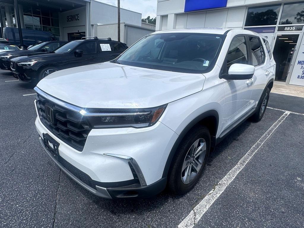 used 2024 Honda Pilot car, priced at $40,989