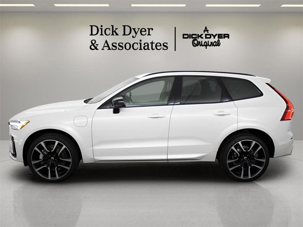used 2024 Volvo XC60 Recharge Plug-In Hybrid car, priced at $59,989