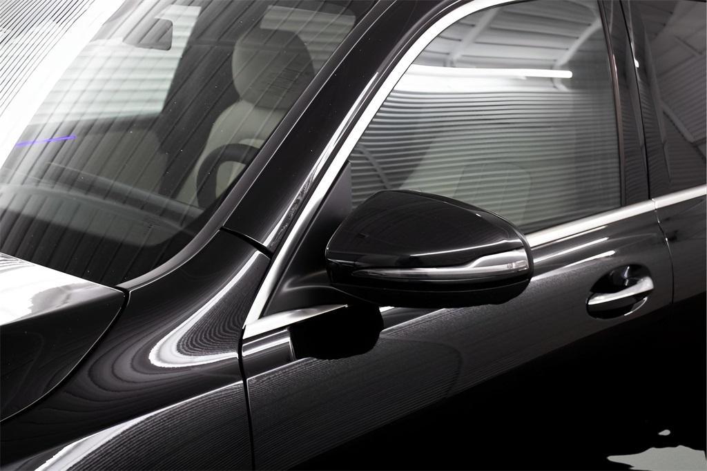new 2025 Mercedes-Benz GLB 250 car, priced at $52,760