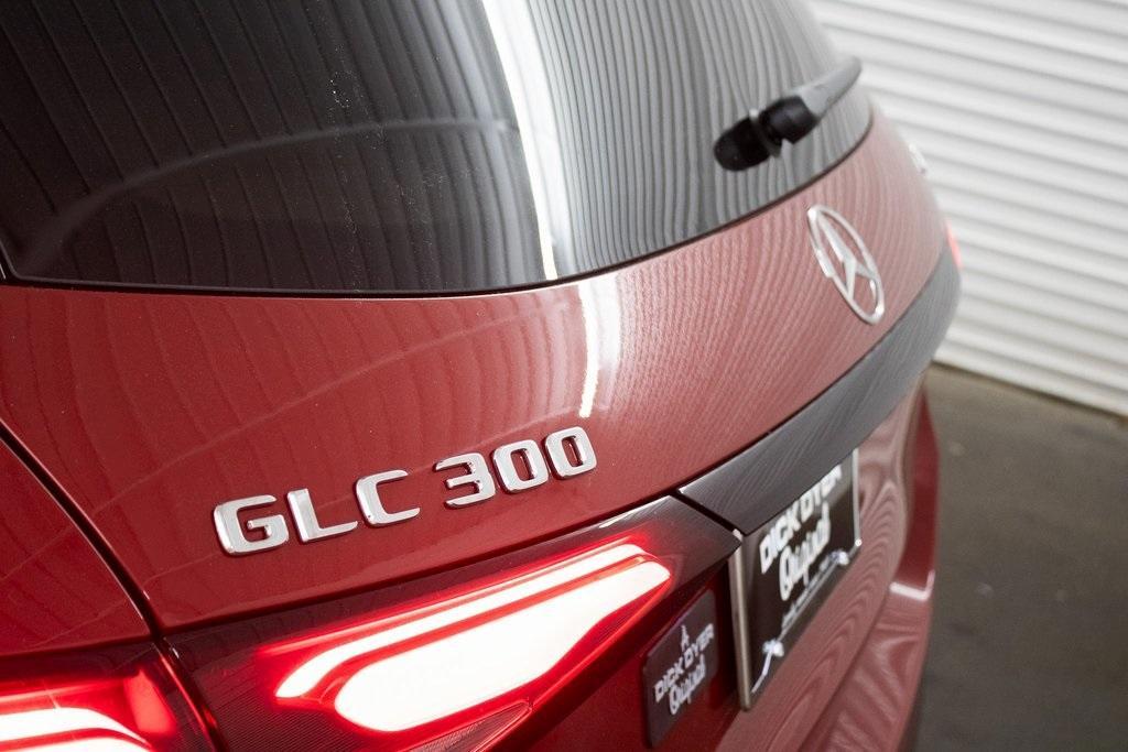 new 2025 Mercedes-Benz GLC 300 car, priced at $61,955