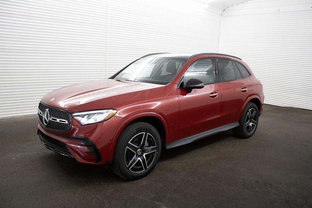 new 2025 Mercedes-Benz GLC 300 car, priced at $61,955