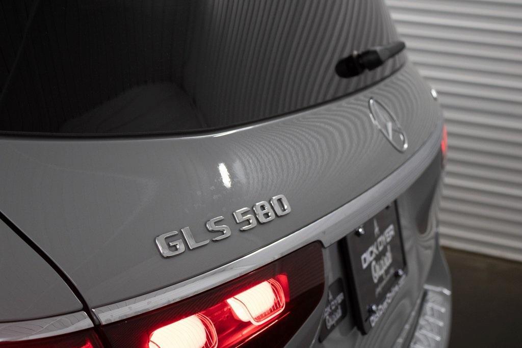 new 2024 Mercedes-Benz GLS 580 car, priced at $123,260