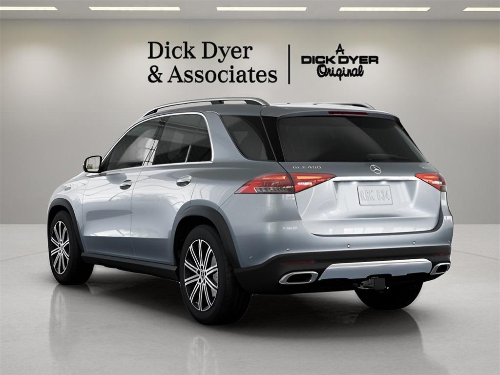 new 2025 Mercedes-Benz GLE 450 car, priced at $75,795