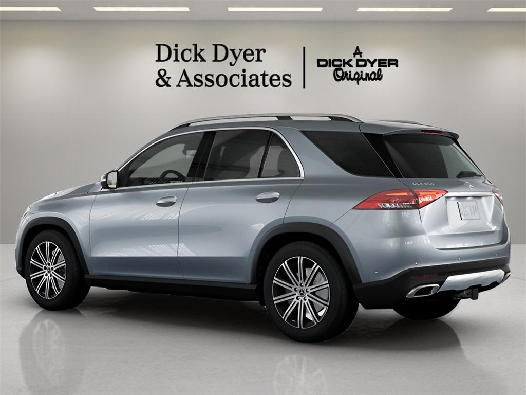 new 2025 Mercedes-Benz GLE 450 car, priced at $75,795