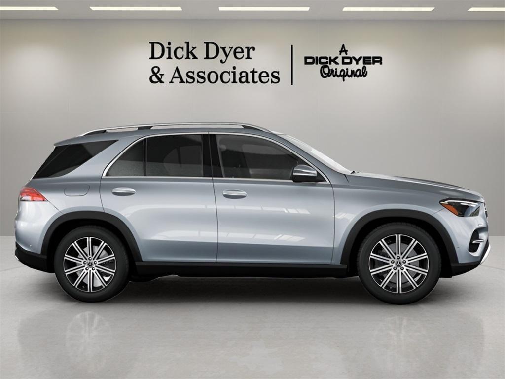 new 2025 Mercedes-Benz GLE 450 car, priced at $75,795