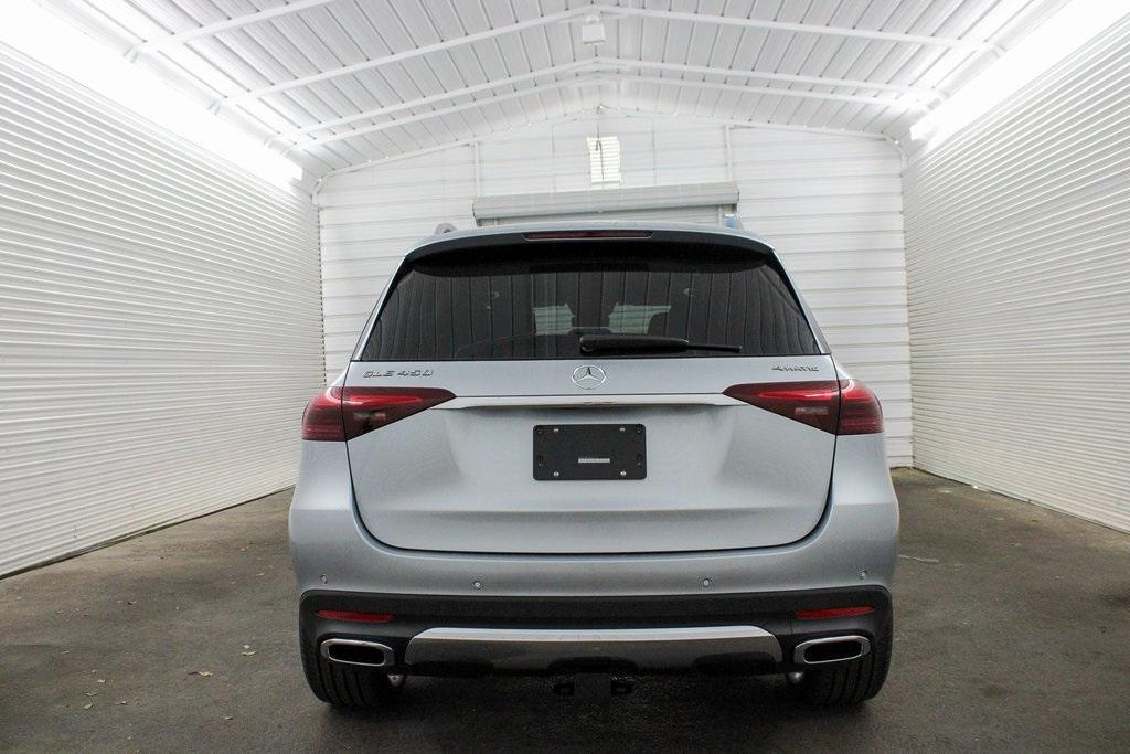 new 2025 Mercedes-Benz GLE 450 car, priced at $75,795