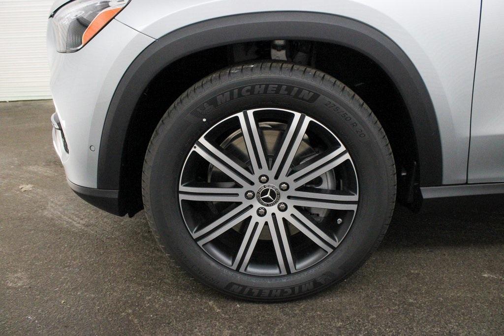 new 2025 Mercedes-Benz GLE 450 car, priced at $75,795