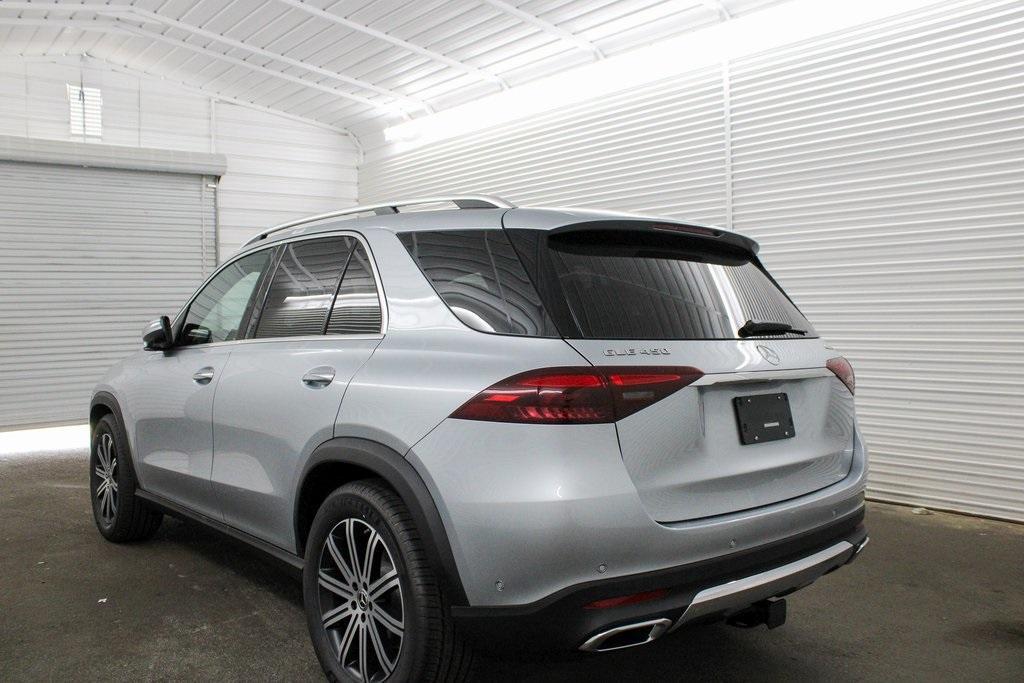 new 2025 Mercedes-Benz GLE 450 car, priced at $75,795