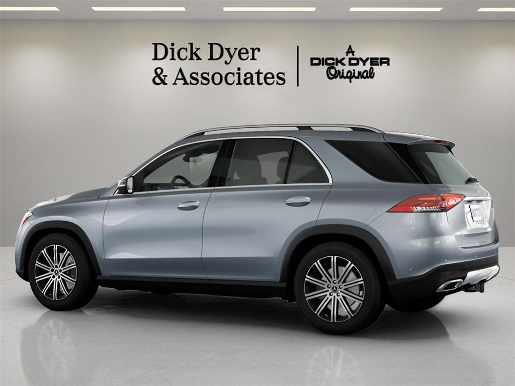 new 2025 Mercedes-Benz GLE 450 car, priced at $75,795