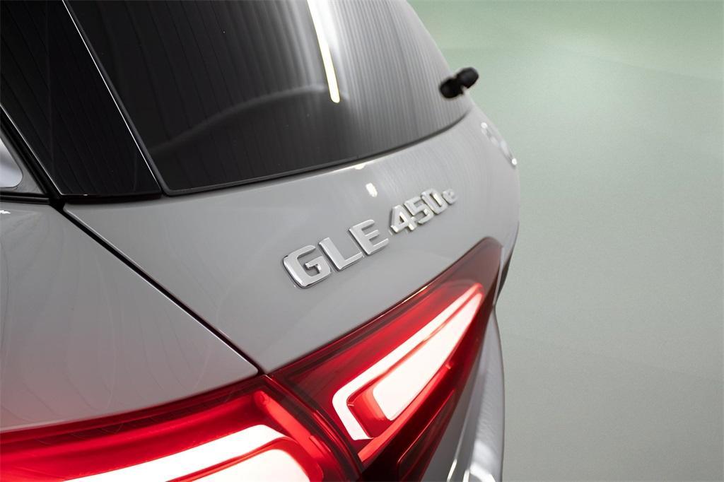new 2024 Mercedes-Benz GLE 450 Plug-In Hybrid car, priced at $77,965