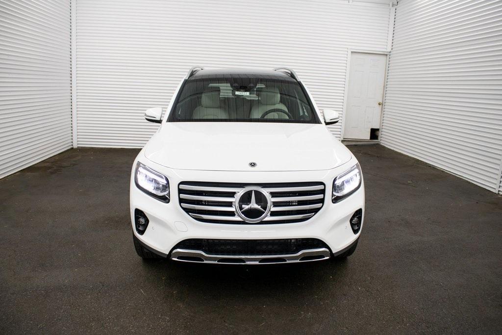 new 2024 Mercedes-Benz GLB 250 car, priced at $51,655