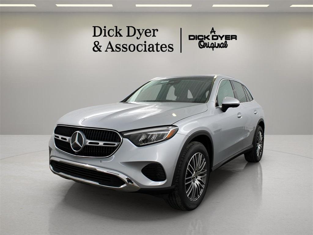 new 2025 Mercedes-Benz GLC 300 car, priced at $55,965